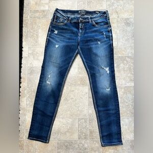Women’s silver jeans distressed boyfriend 31/29